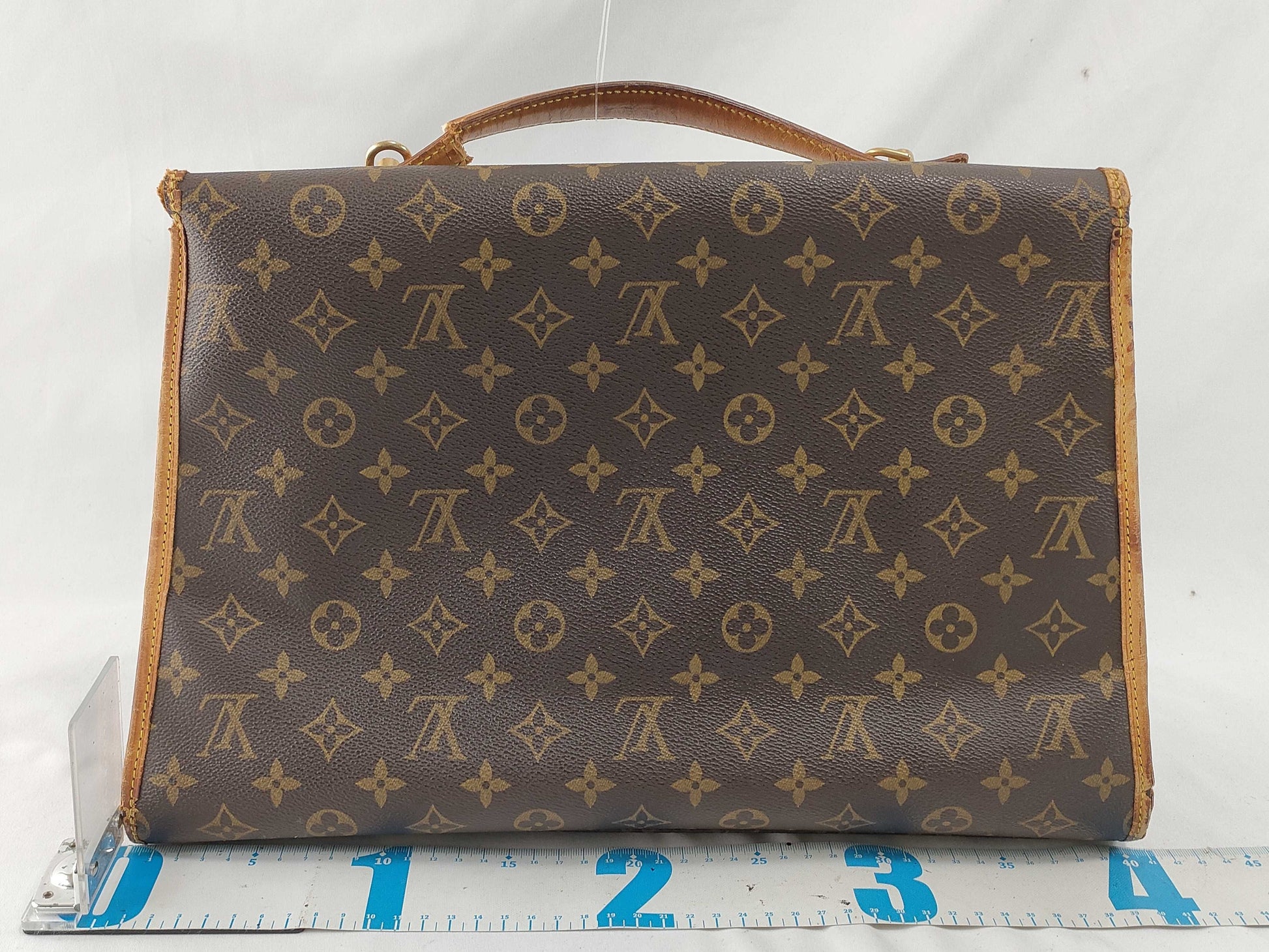 LOUIS VUITTON M 51121 Monogram Louis Vuitton M51121 Beverly 41 Monogram Handbag Business Bag