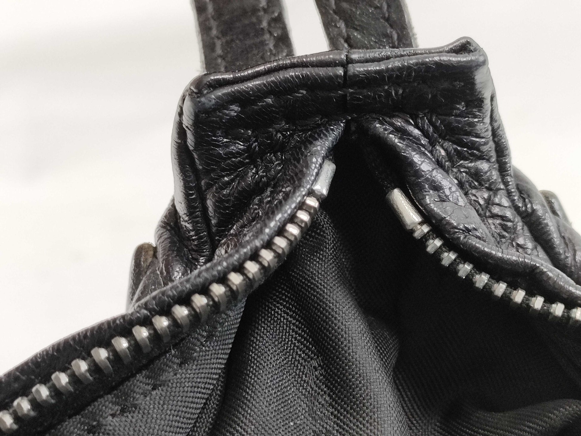 FENDI Fendi Leather Black Shoulder Bag Shoulder Bag