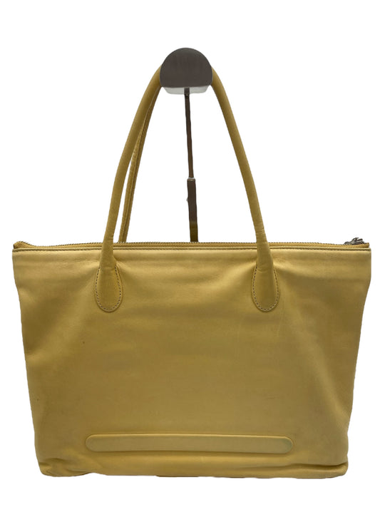 ISSEY MIYAKE ISSEY MIYAKE Genuine Leather Handbag Beige