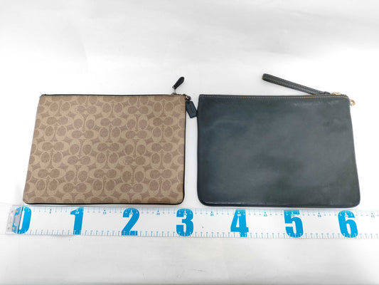 COACH Signature Coach Lexi Clutch Bag 