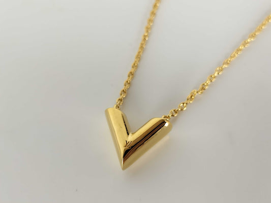 LOUIS VUITTON M61083 LOUIS VUITTON Essential V Gold Necklace M61083 Necklace