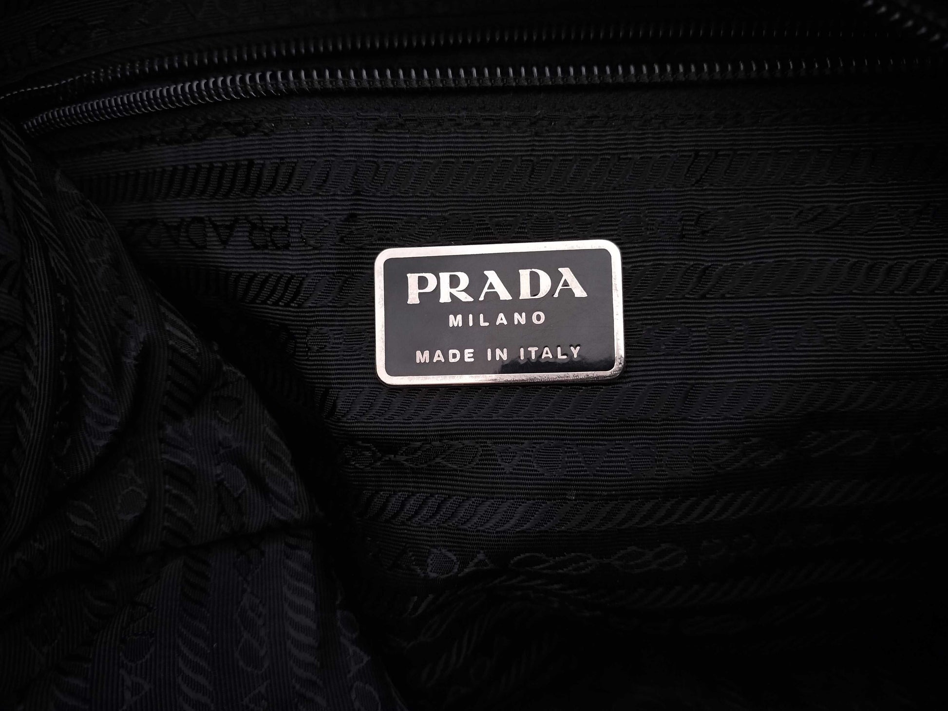 PRADA Nylon PRADA B6672 Tessuto Leather Black B Tote Bag