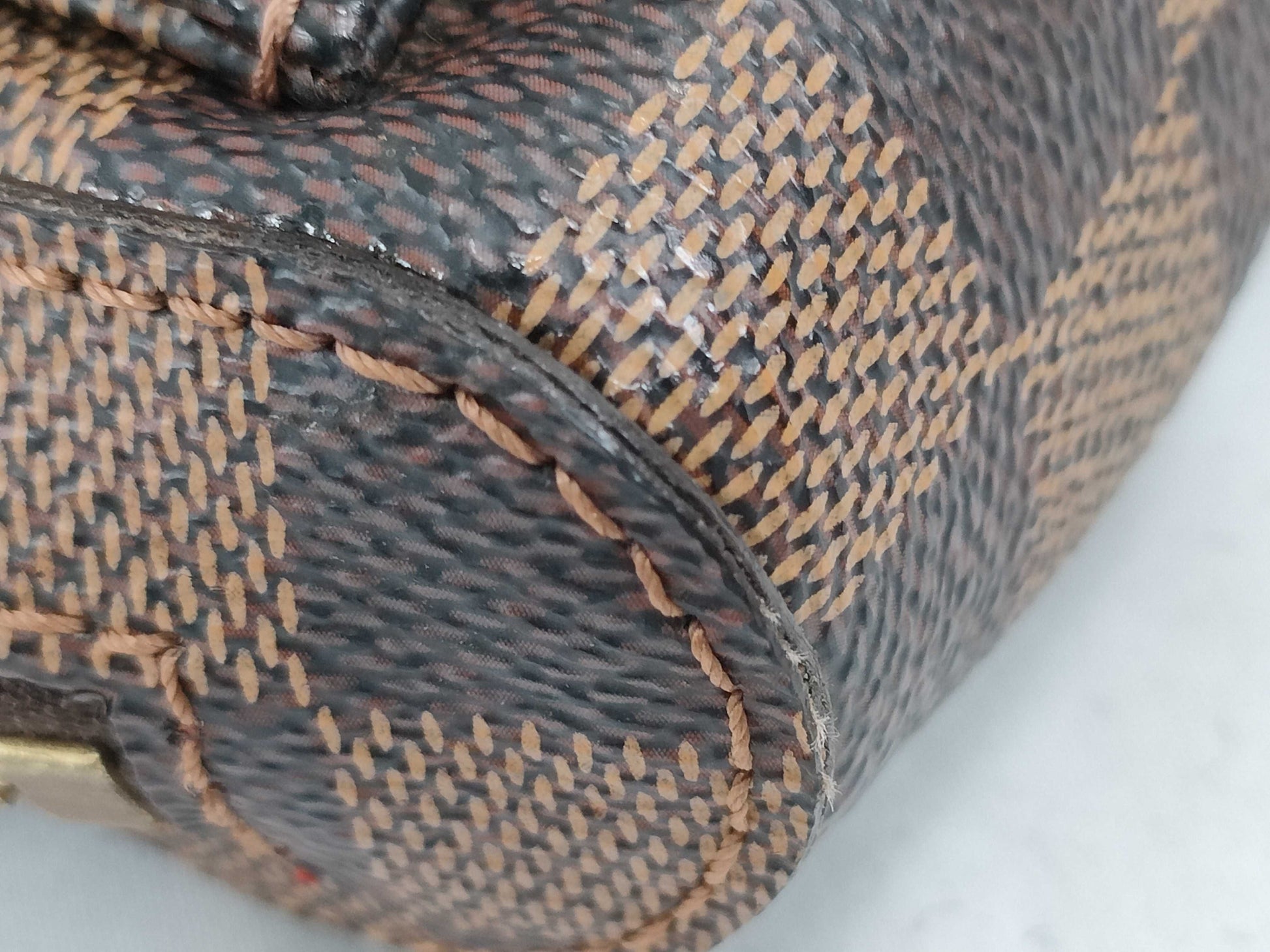LOUIS VUITTON N51994 Damier Louis Vuitton Geronimos Leather Waist Bag CA0034 Excellent Condition