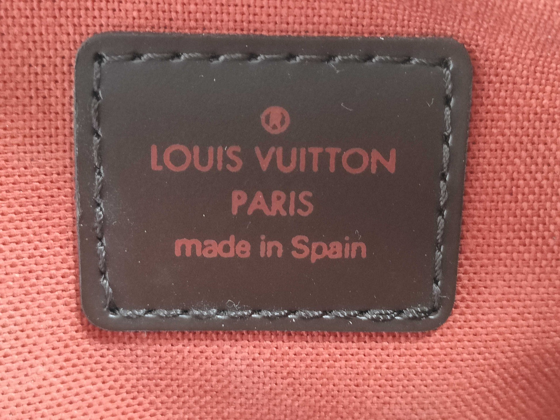 LOUIS VUITTON N51994 Damier Louis Vuitton Geronimos Leather Waist Bag CA0034 Excellent Condition