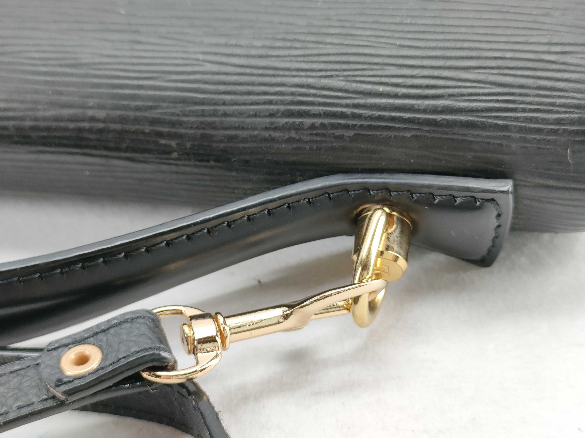 LOUIS VUITTON Epi Monceau 2-way Black Handbag
