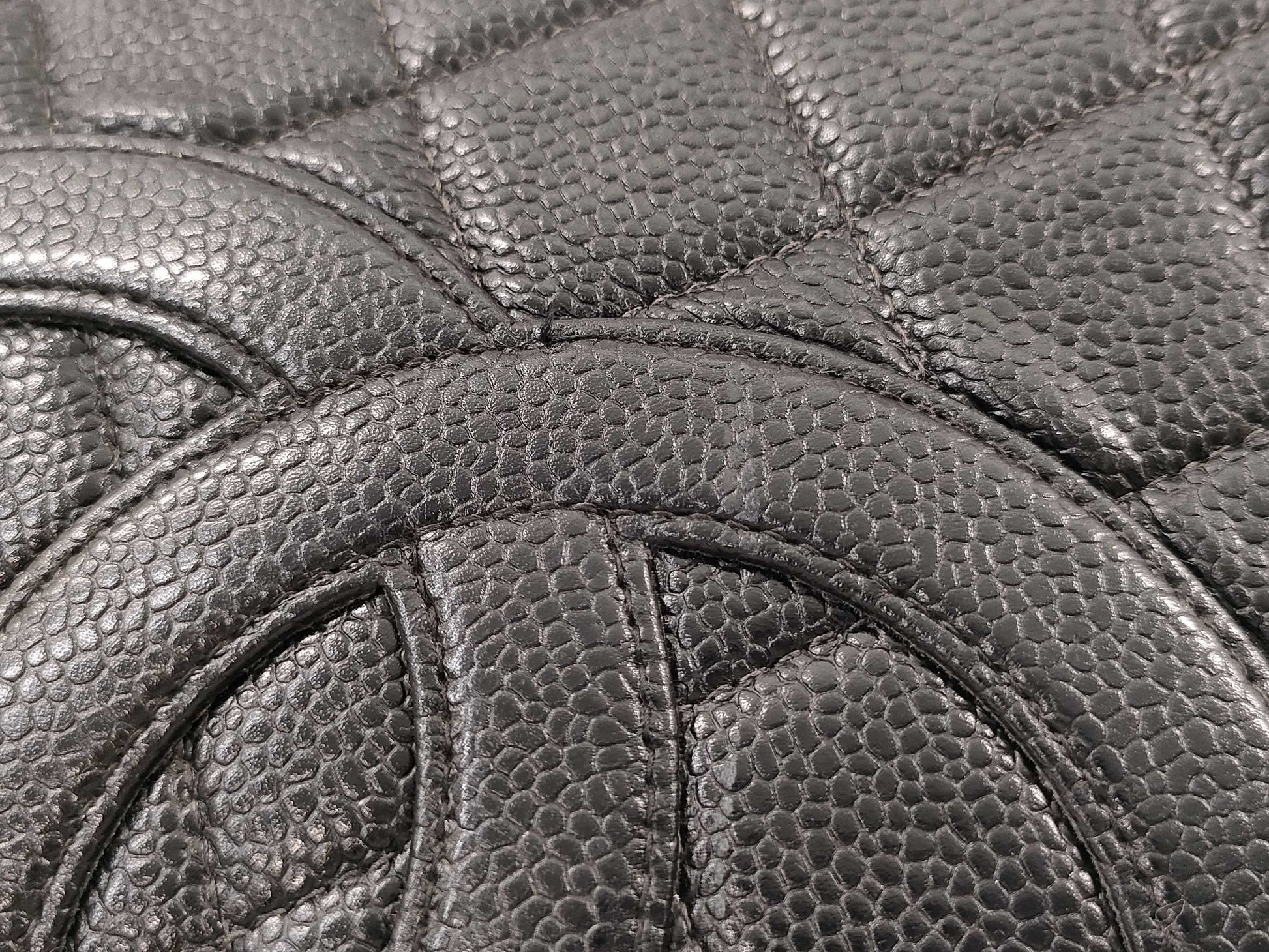 CHANEL Caviar Skin Large Coco Mark Bowling Handbag
