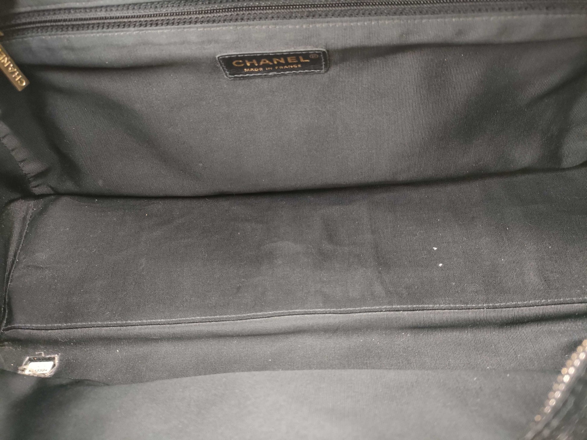 CHANEL Caviar Skin Large Coco Mark Bowling Handbag