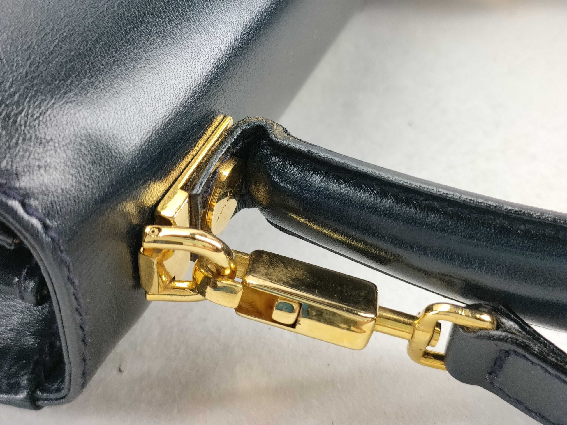 Salvatore Ferragamo Gancini Ferragamo 2-way Gancini mini shoulder bag