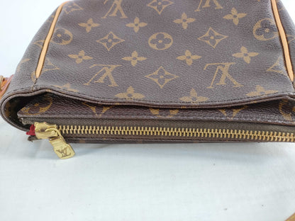 LOUIS VUITTON Monogram Louis Vuitton Monogram Viva Cite PM Shoulder Bag