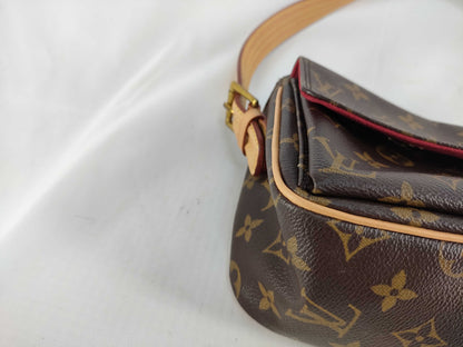LOUIS VUITTON Monogram Louis Vuitton Monogram Viva Cite MM Shoulder Bag