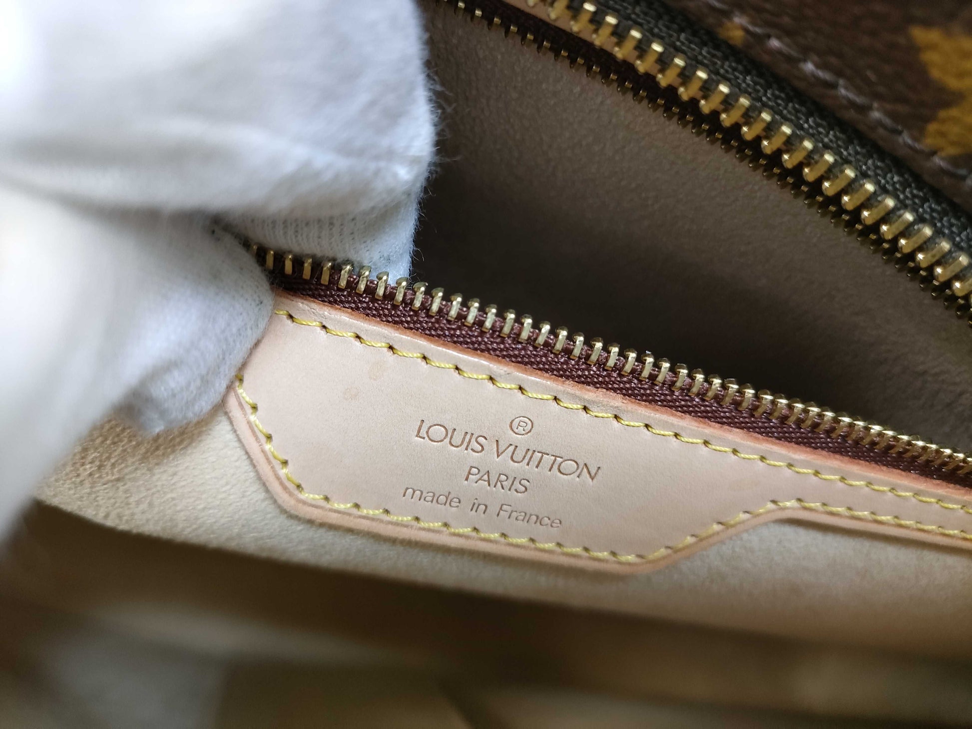 LOUIS VUITTON Monogram Louis Vuitton Monogram Tote Bag Tote Bag
