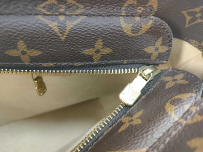 LOUIS VUITTON Monogram Louis Vuitton Monogram Tote Bag Tote Bag