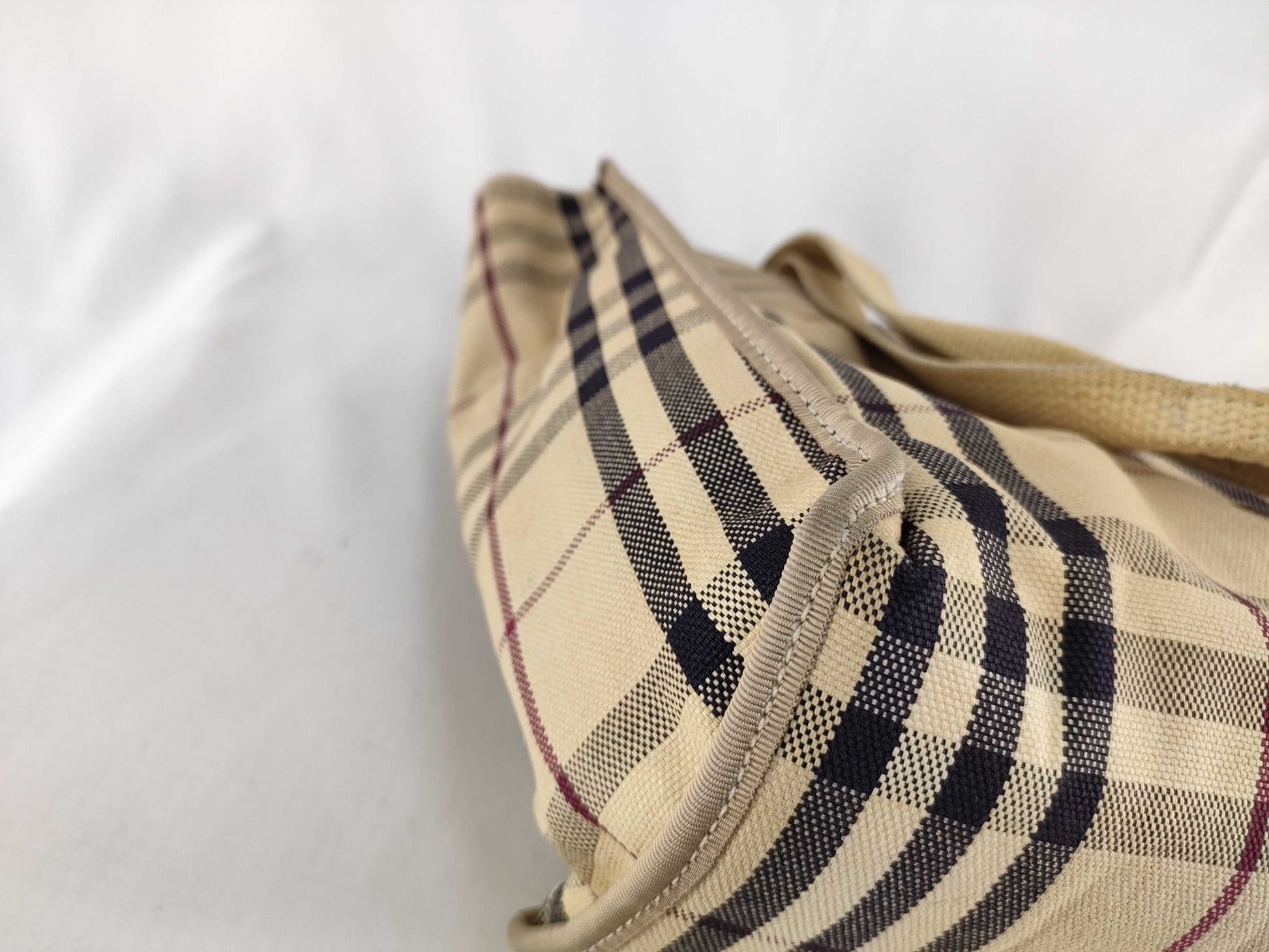 BURBERRY Handbag Handbag