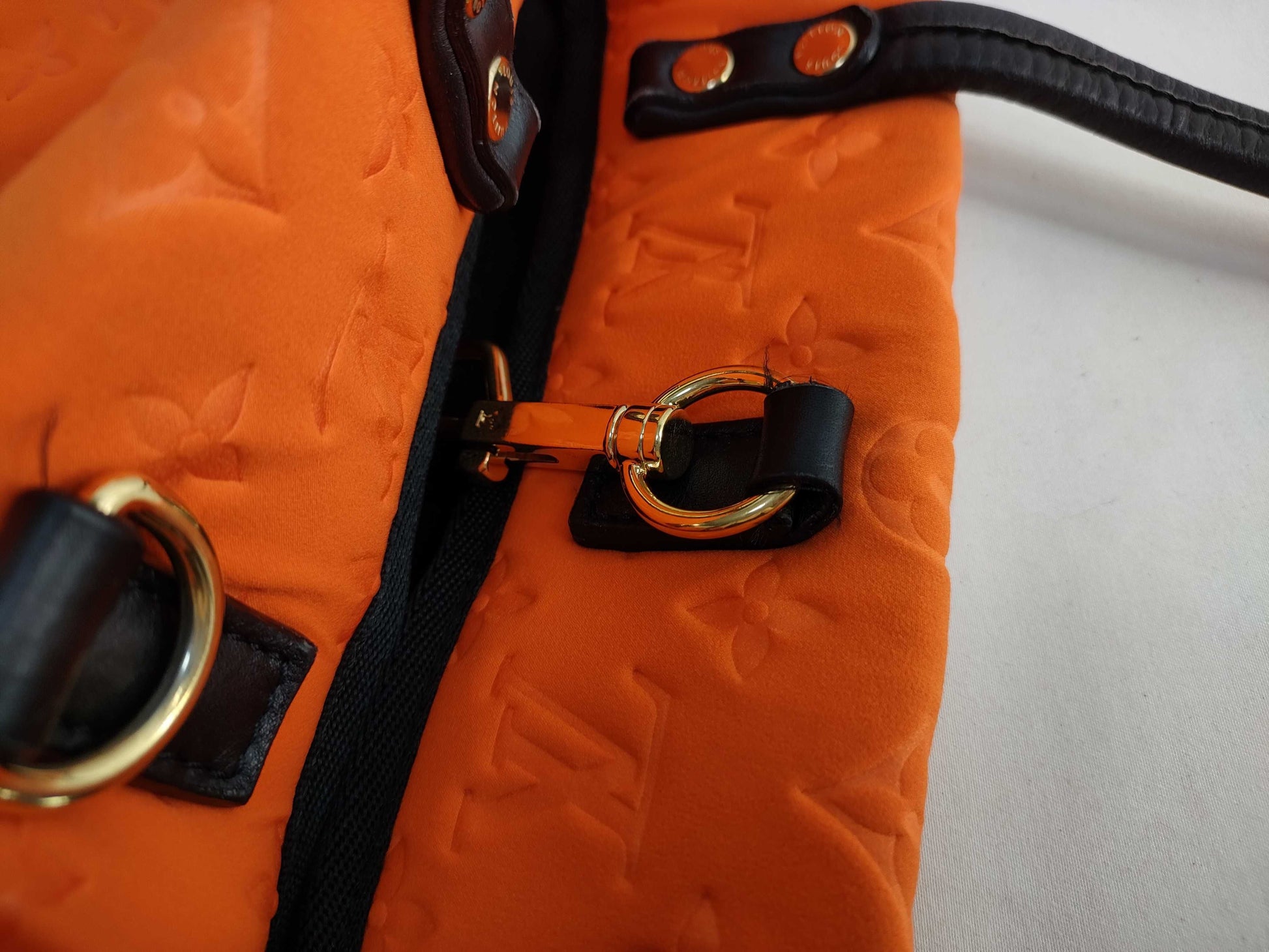 LOUIS VUITTON M92803 Monogram Louis Vuitton Monogram Scuba Scuba MM M92803 RC3050 Orange Handbag