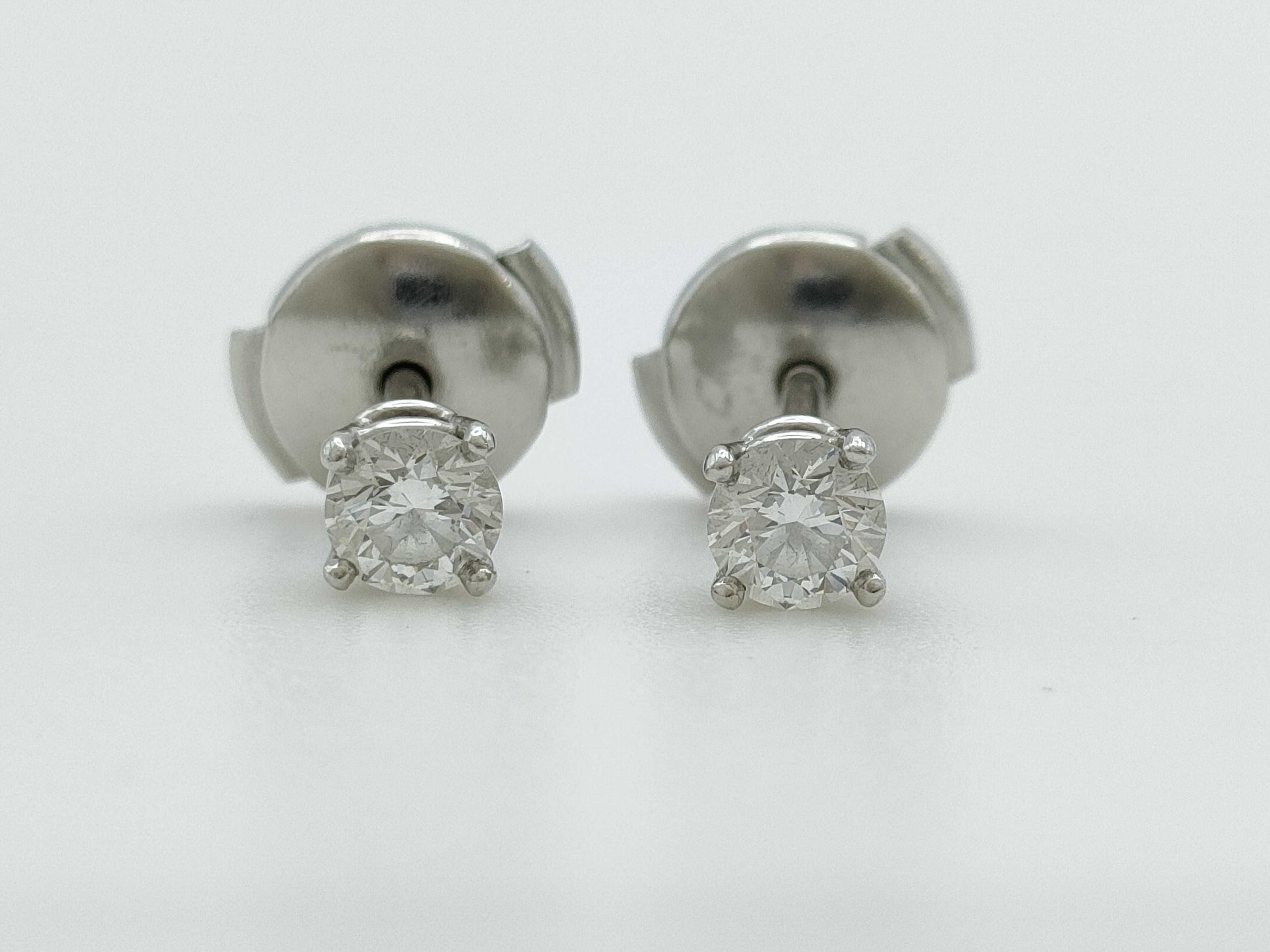Tiffany & Co. Solitaire Diamond PT950 2.5g Earrings 