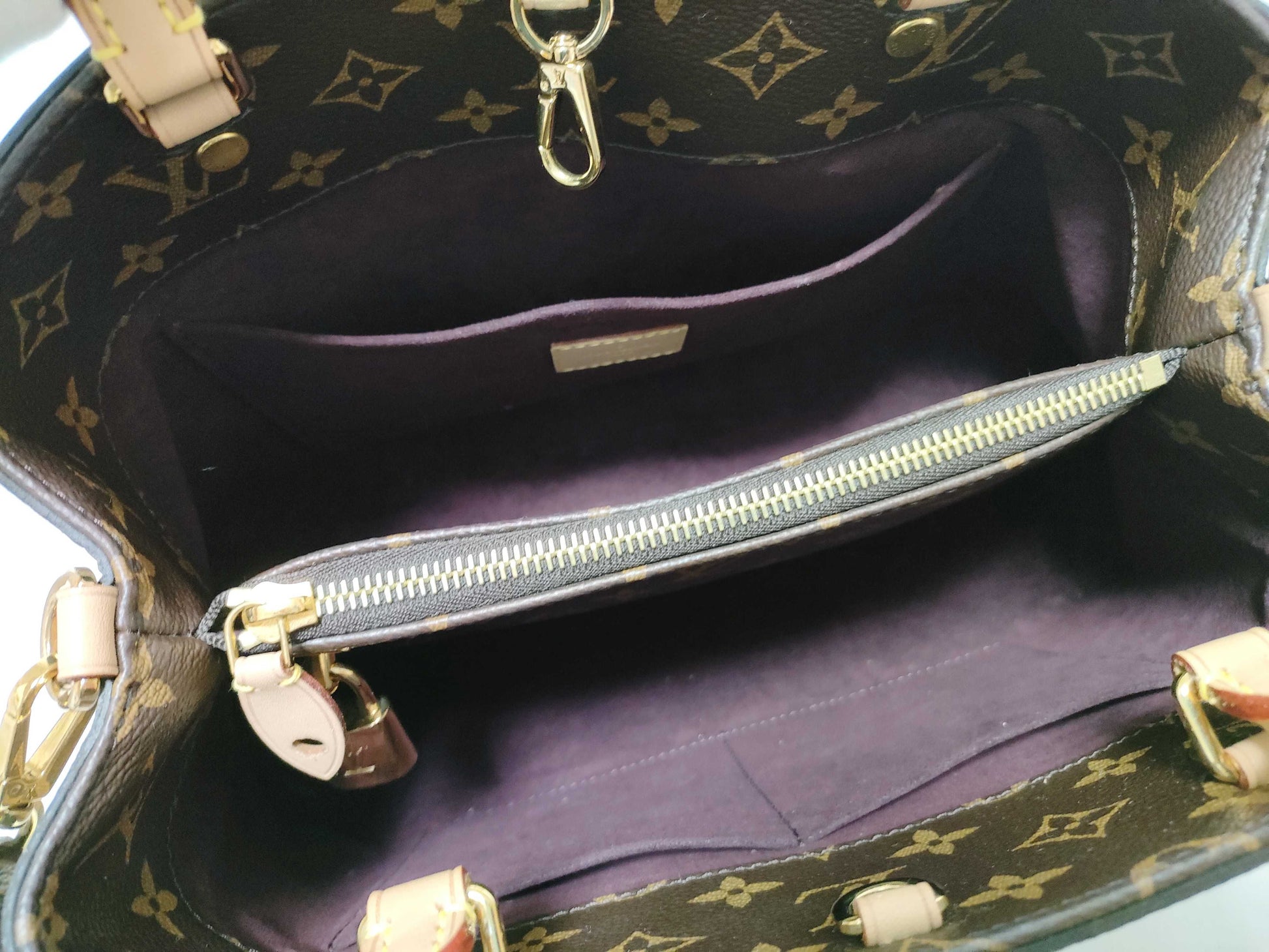 LOUIS VUITTON M41056 Monogram LOUIS VUITTON Monogram Louis Vuitton M41056 Montaigne MM Handbag Handbag