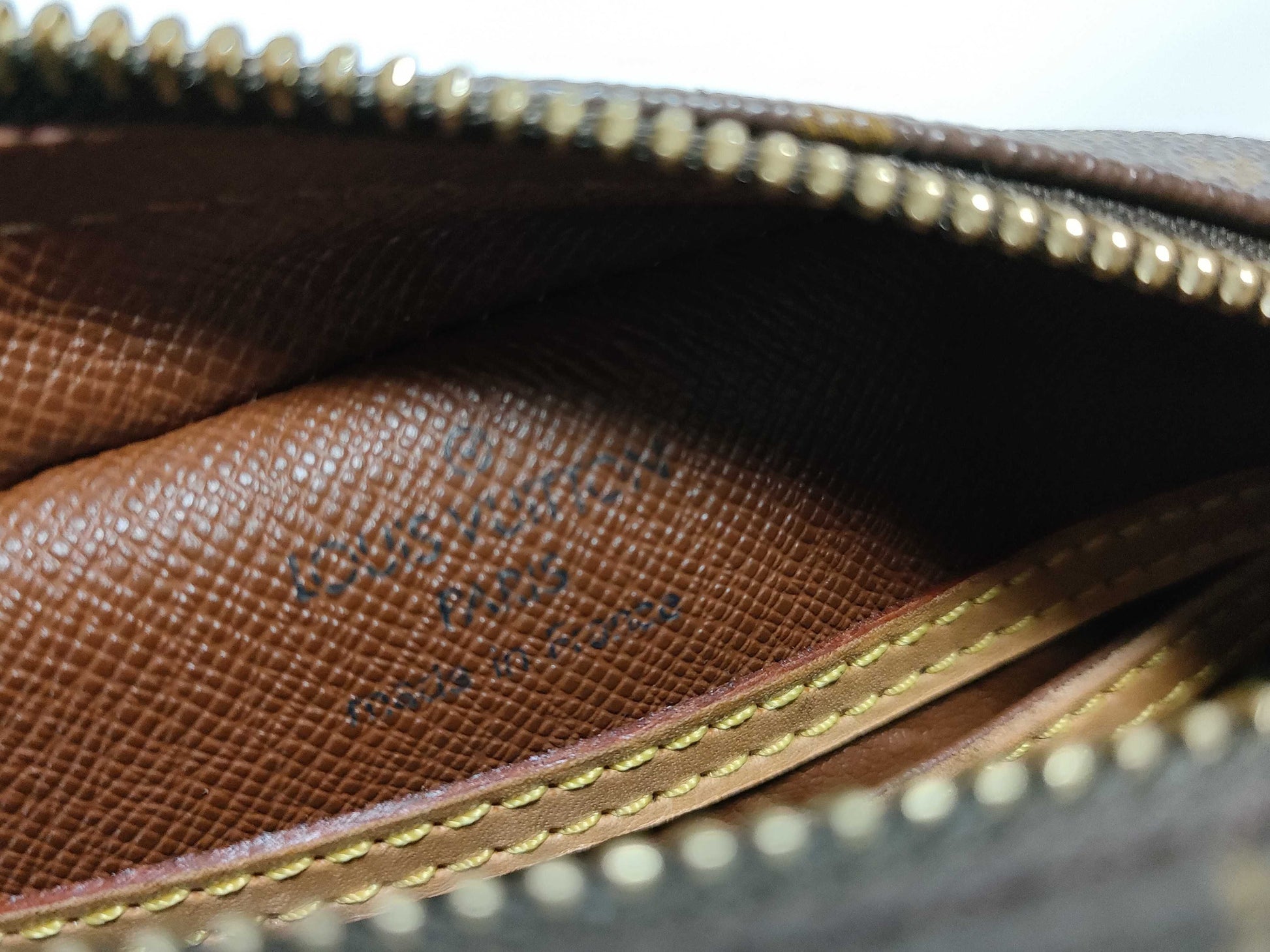 LOUIS VUITTON Monogram LV Blois N00061 Shoulder Bag