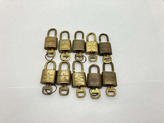 LOUIS VUITTON LOUIS VUITTON Louis Vuitton Cadena Padlock 10-Piece Set Other Accessories Other Accessories