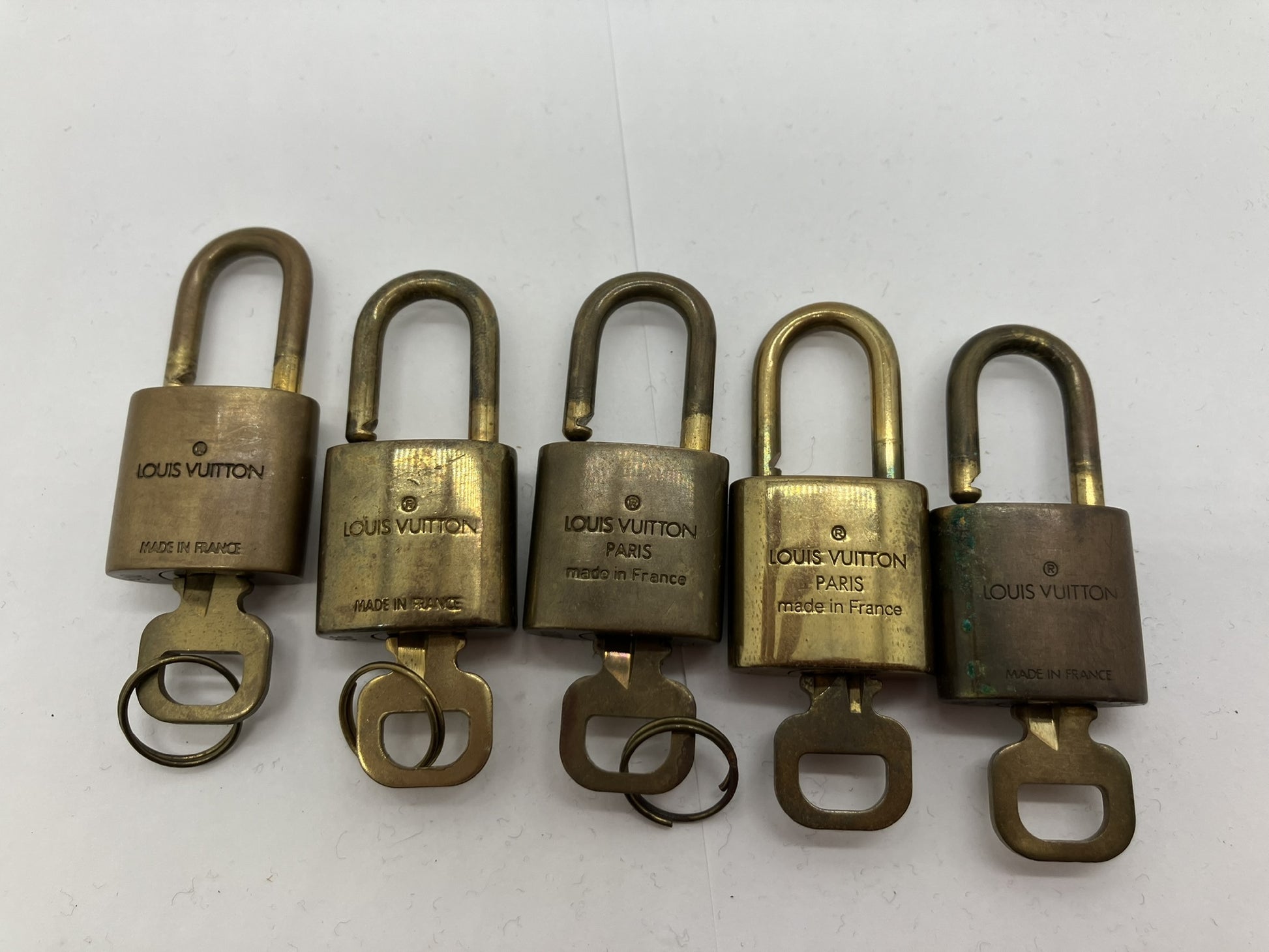 LOUIS VUITTON LOUIS VUITTON Louis Vuitton Cadena Padlock 10-Piece Set Other Accessories Other Accessories
