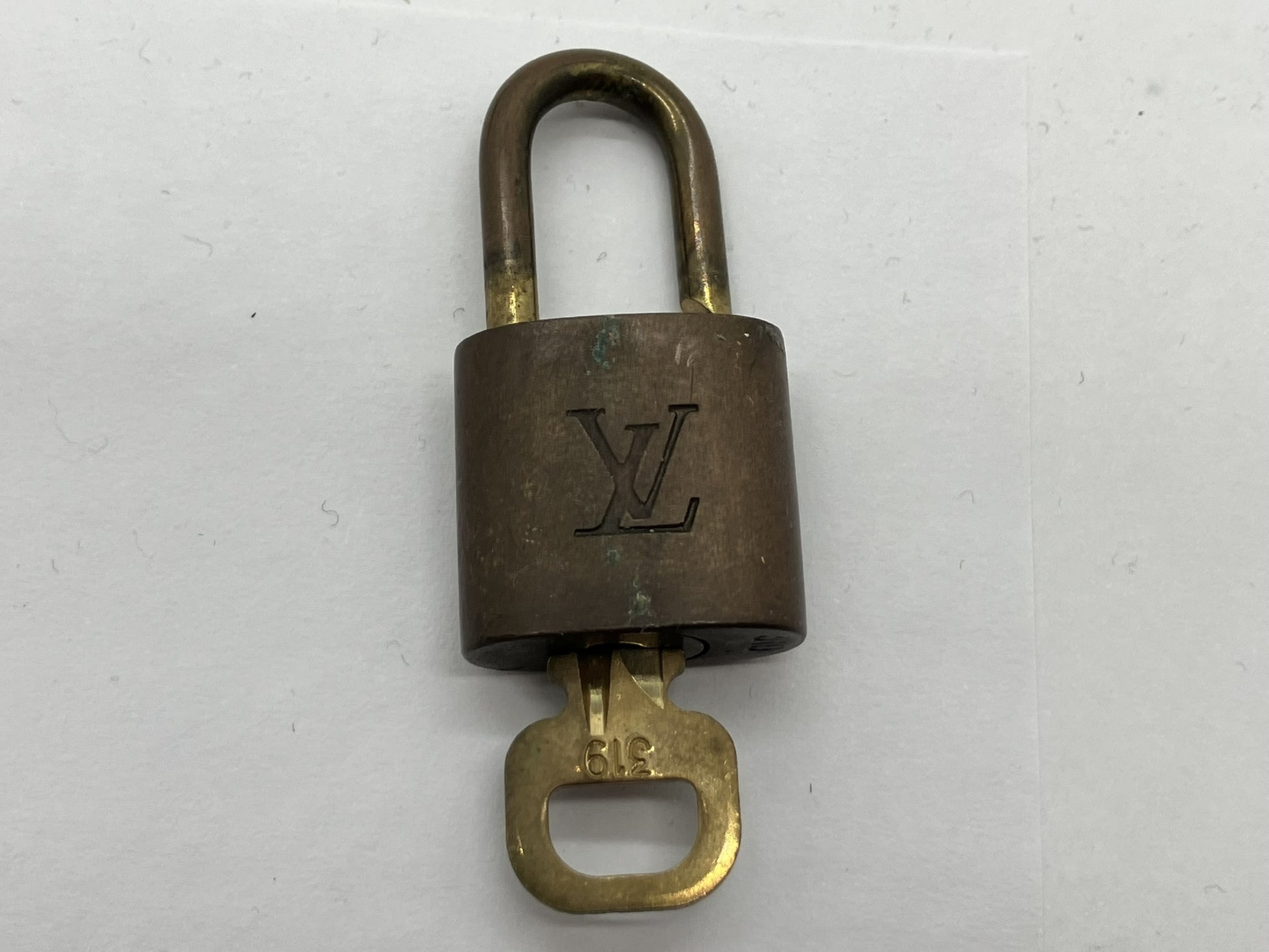 LOUIS VUITTON LOUIS VUITTON Louis Vuitton Cadena Padlock 10-Piece Set Other Accessories Other Accessories