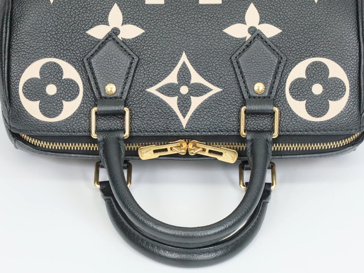 LOUIS VUITTON Empreinte Speedy Bandouliere 25 M58947 RFID Verified Shoulder Bag