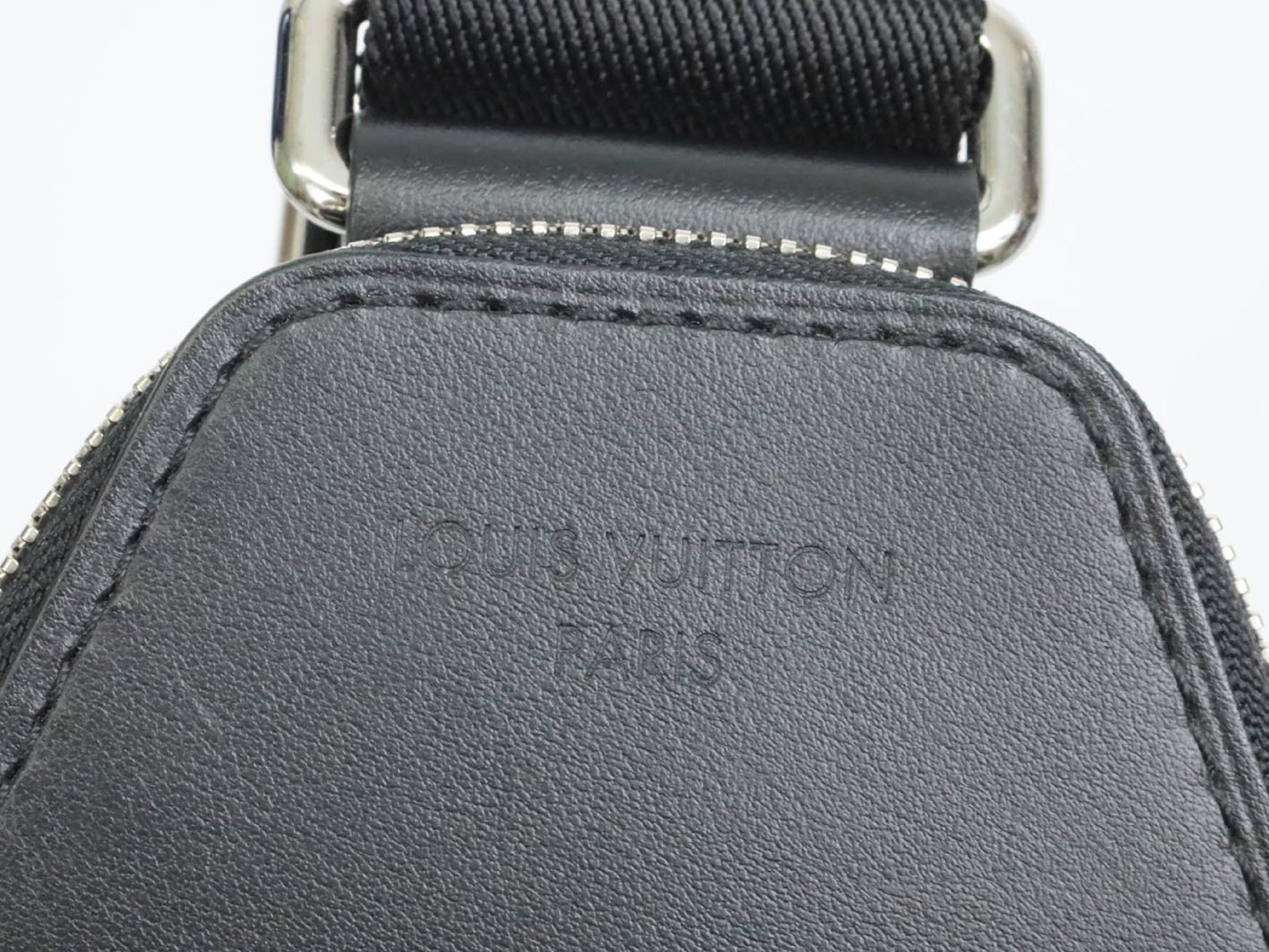 LOUIS VUITTON Avenue Sling Bag M46327 RFID Verified Shoulder Bag