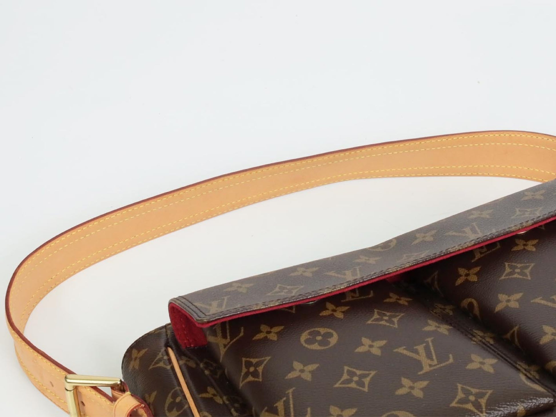 LOUIS VUITTON Viva Cite GM Shoulder Bag