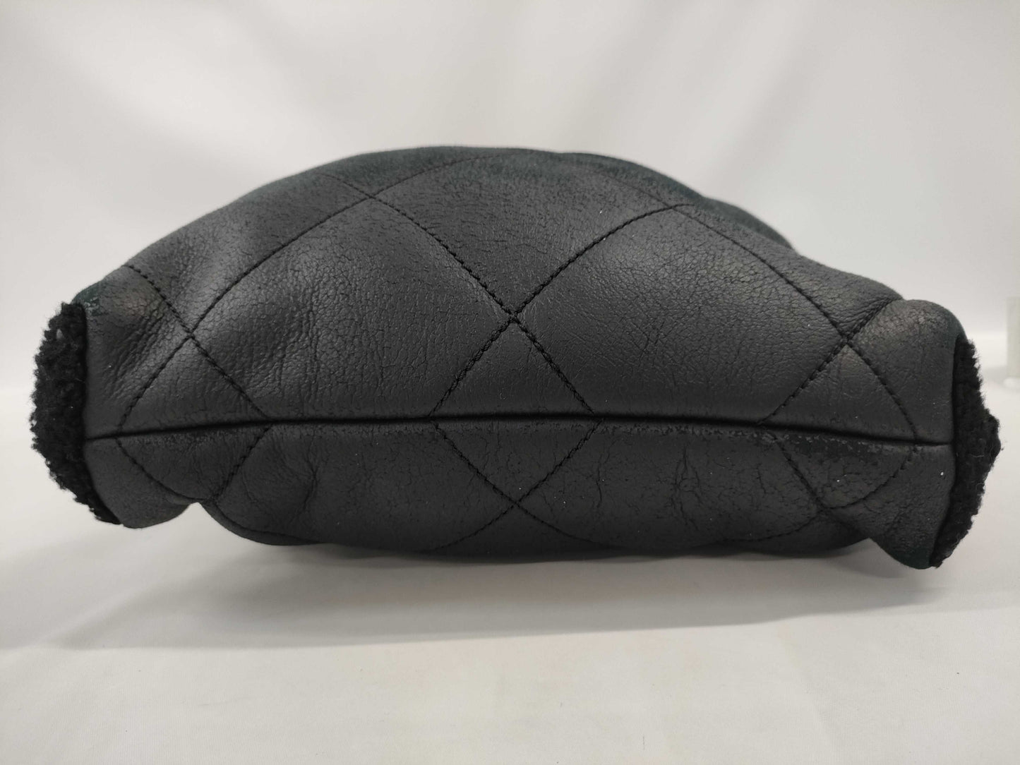 CHANEL 22 Small Boa Shoulder Bag
