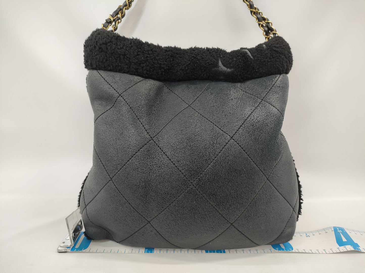 CHANEL 22 Small Boa Shoulder Bag