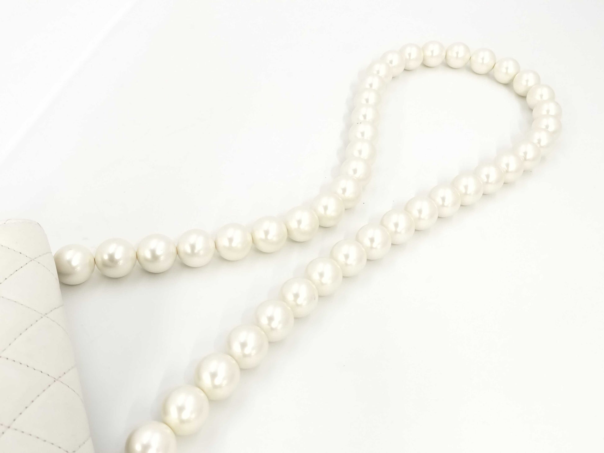 CHANEL Matelasse Pearl Lambskin Shoulder Bag, No. 30