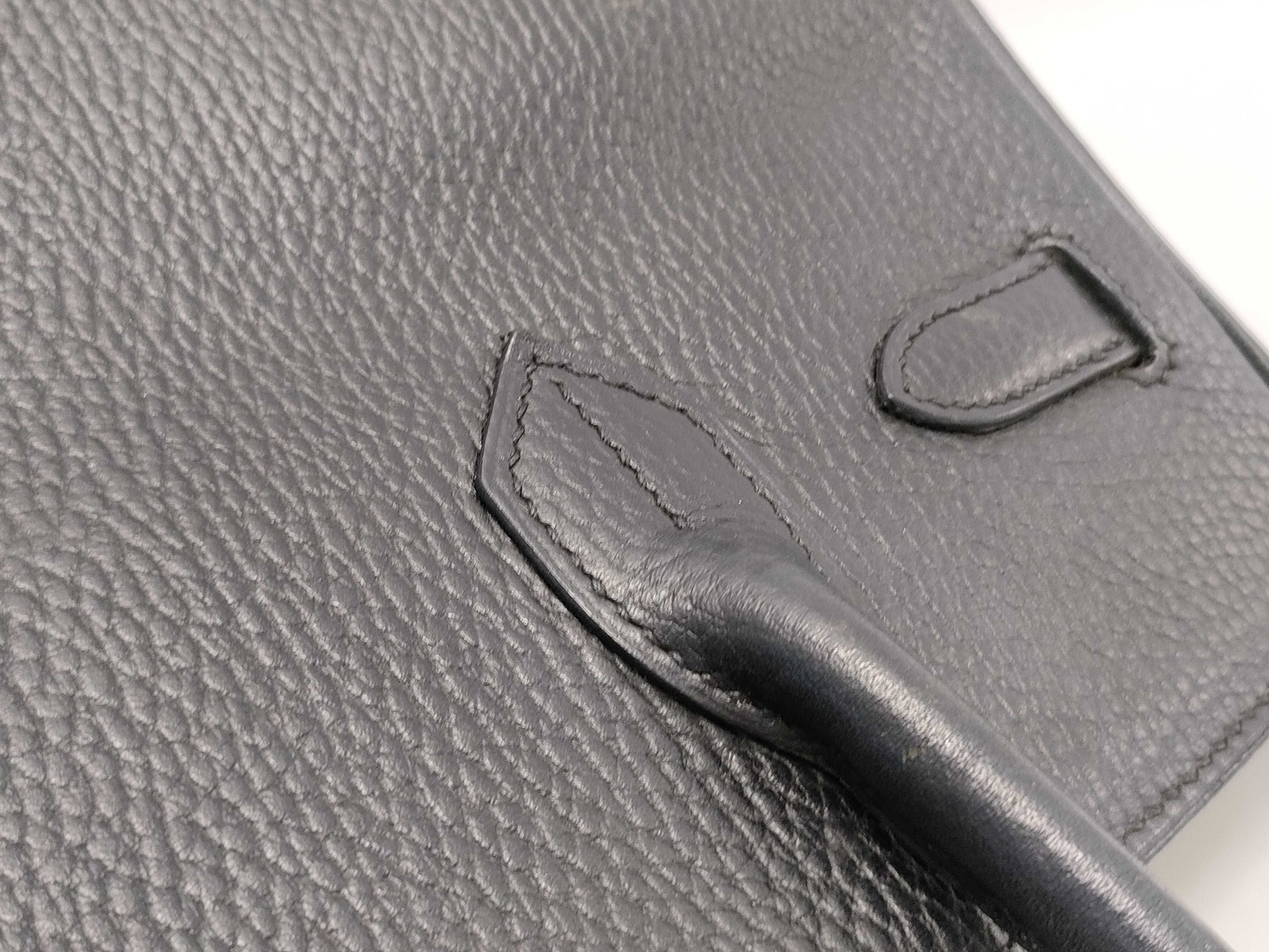 HERMES Birkin 30 Ardennes Black GP Hardware C Stamp 2 Keys Padlock Cloche Dust Bag Handbag