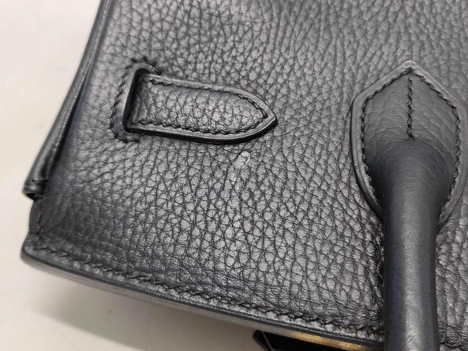 HERMES Birkin 30 Ardennes Black GP Hardware C Stamp 2 Keys Padlock Cloche Dust Bag Handbag