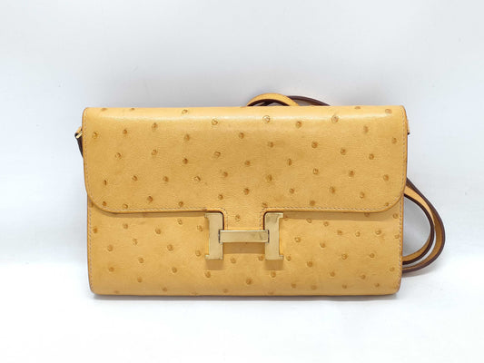 HERMES Constance Long To-Go Ostrich Saffron Z Stamp 2021 Shoulder Bag