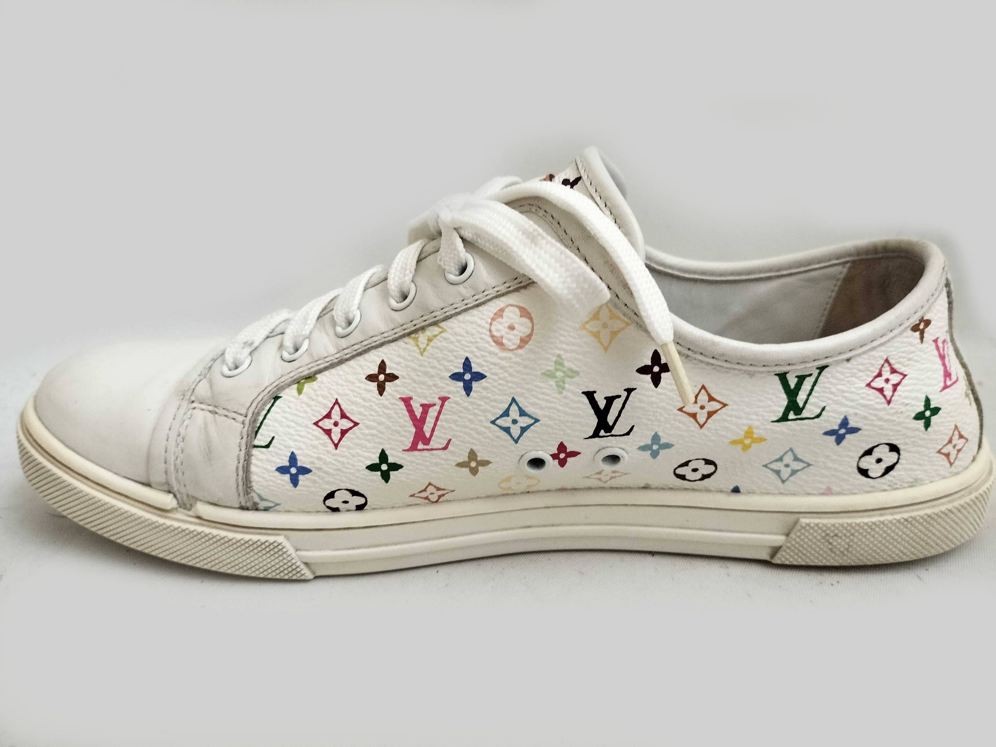LOUIS VUITTON Monogram Multicolor Sneakers Multicolor Sneakers