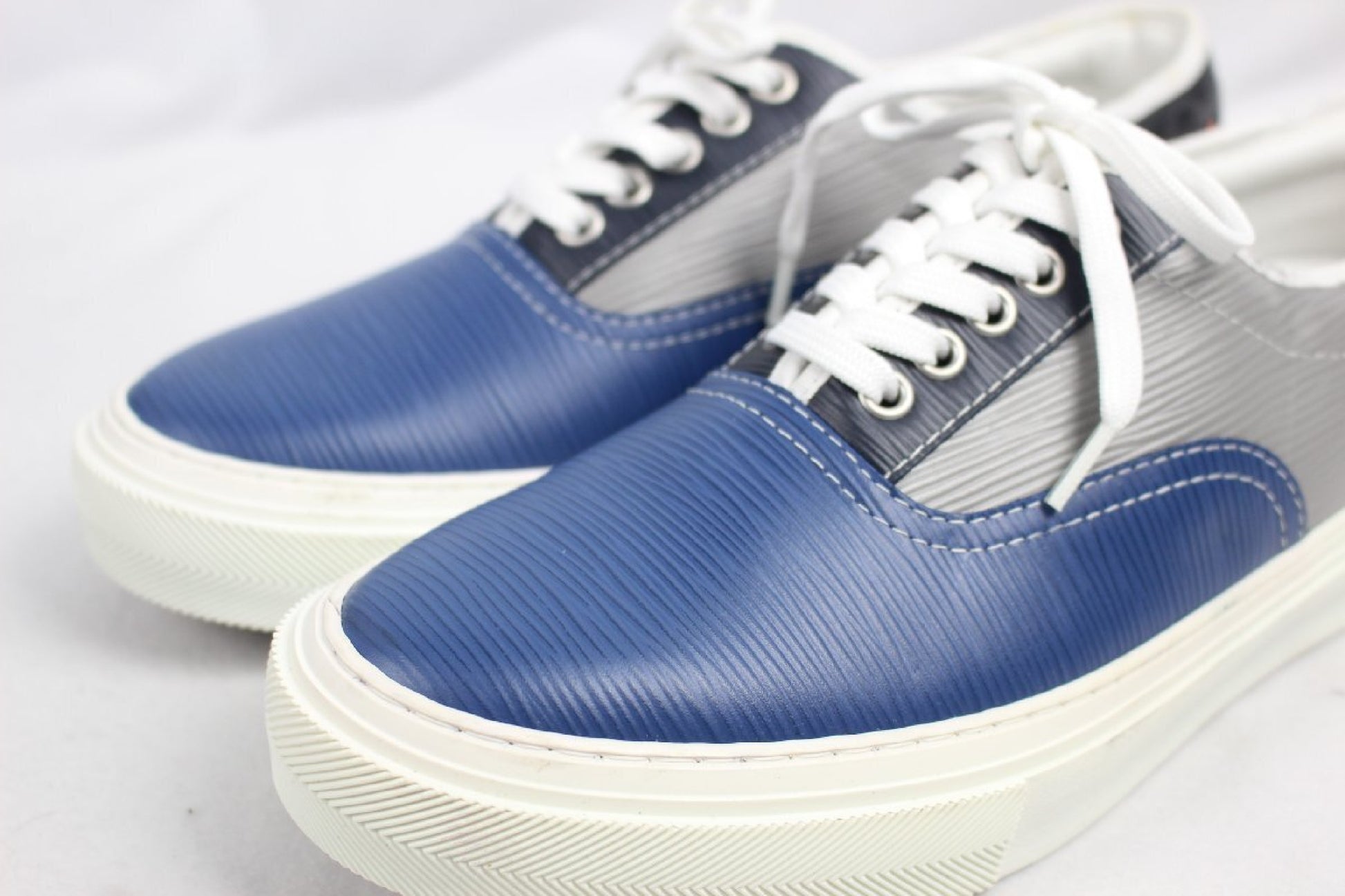 LOUIS VUITTON Louis Vuitton Monogram x Epi Sneakers Men's 7 Sneakers