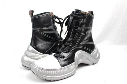 LOUIS VUITTON Arclight Line Sneakers Men's Size 42