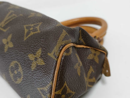 LOUIS VUITTON Monogram Mini Speedy Pouch