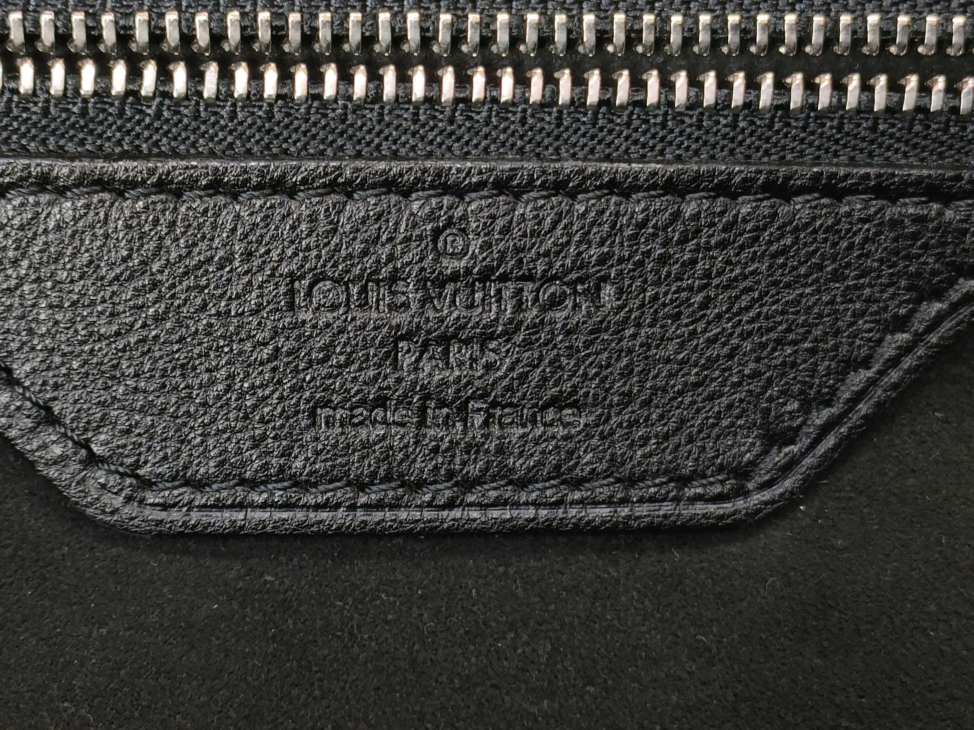 LOUIS VUITTON M 97071 Louis Vuitton M97071 Ixia PM Monogram Antia Handbag