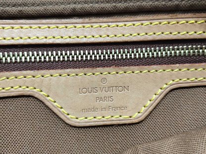 LOUIS VUITTON M51240 Monogram Trotter Shoulder Bag