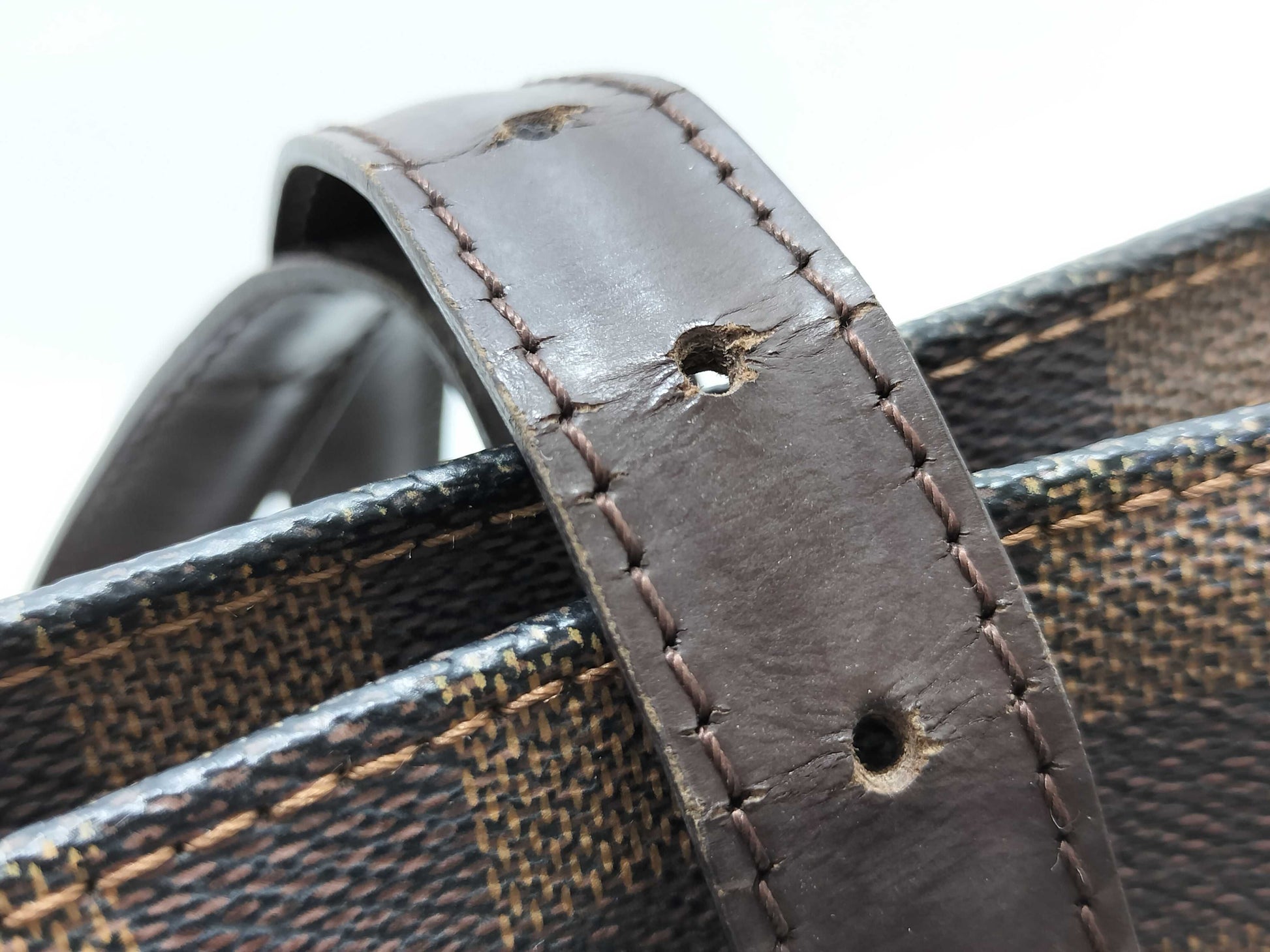 LOUIS VUITTON N51119 Damier Chelsea Tote Bag