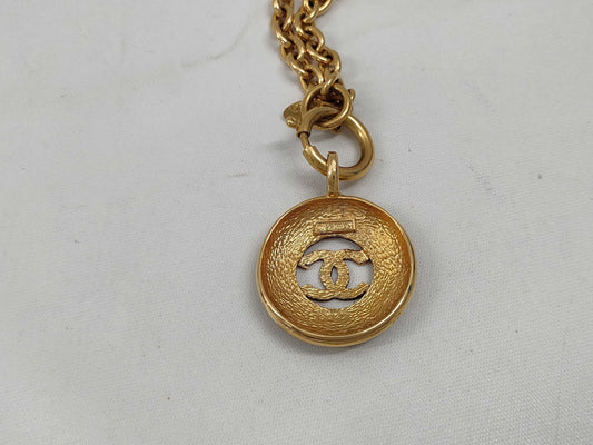 CHANEL Coco Mark Gold Chain Necklace