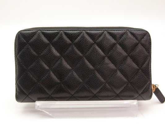 CHANEL Caviar Skin Matelasse Wallet