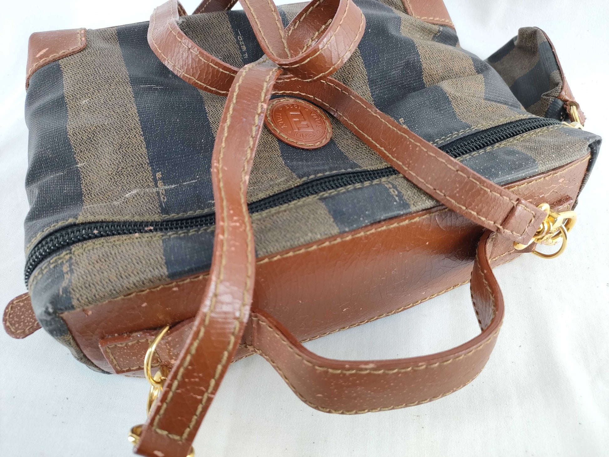 FENDI Pecan 2-way hand/shoulder bag with pouch
