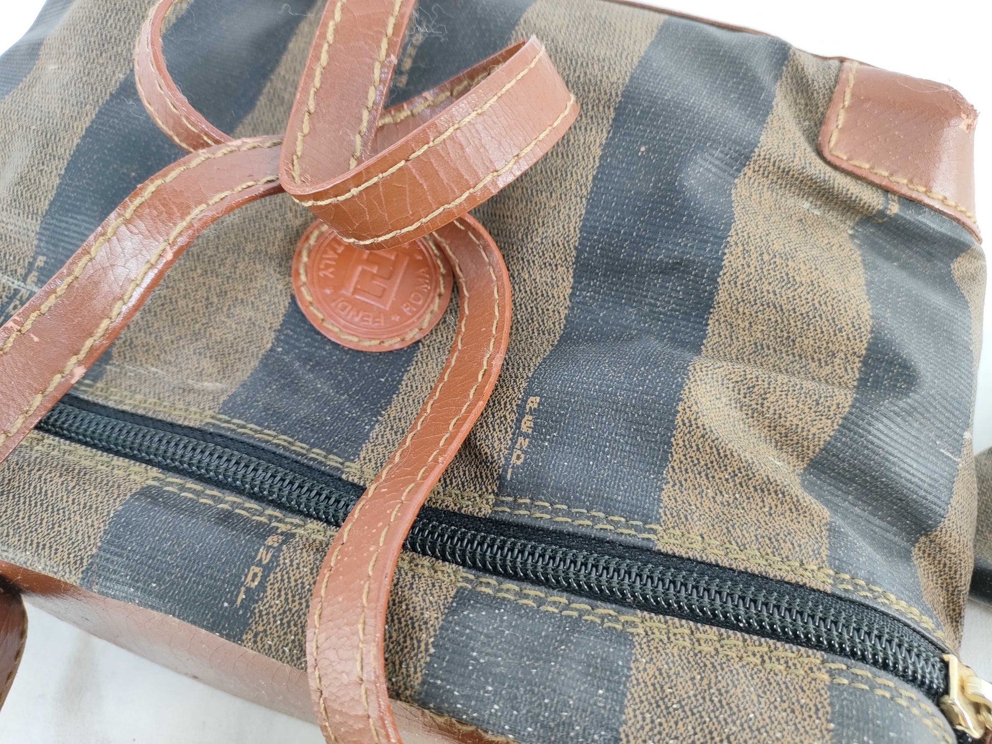 FENDI Pecan 2-way hand/shoulder bag with pouch