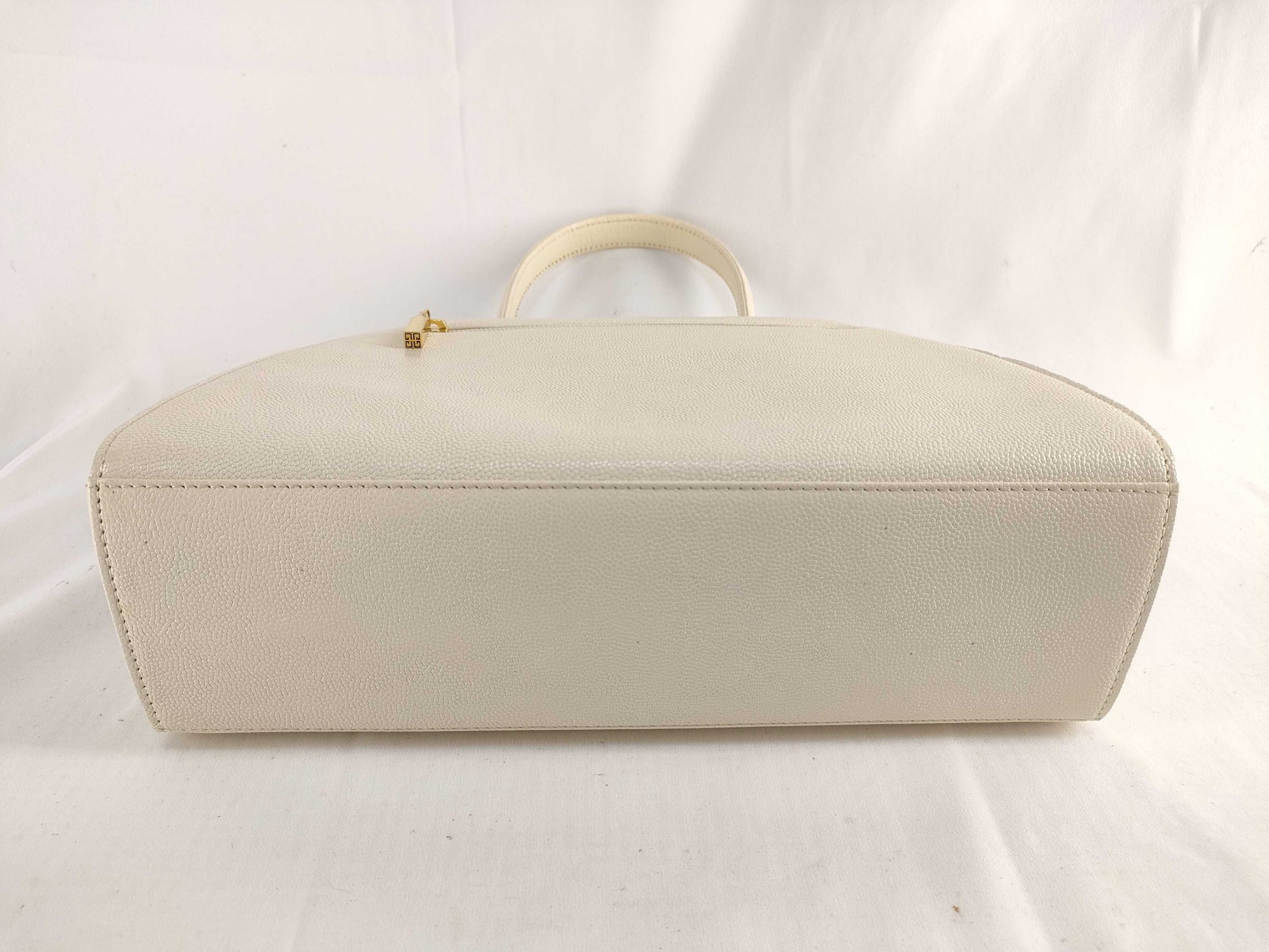 GIVENCHY Turnlock White 2-Way Shoulder Handbag