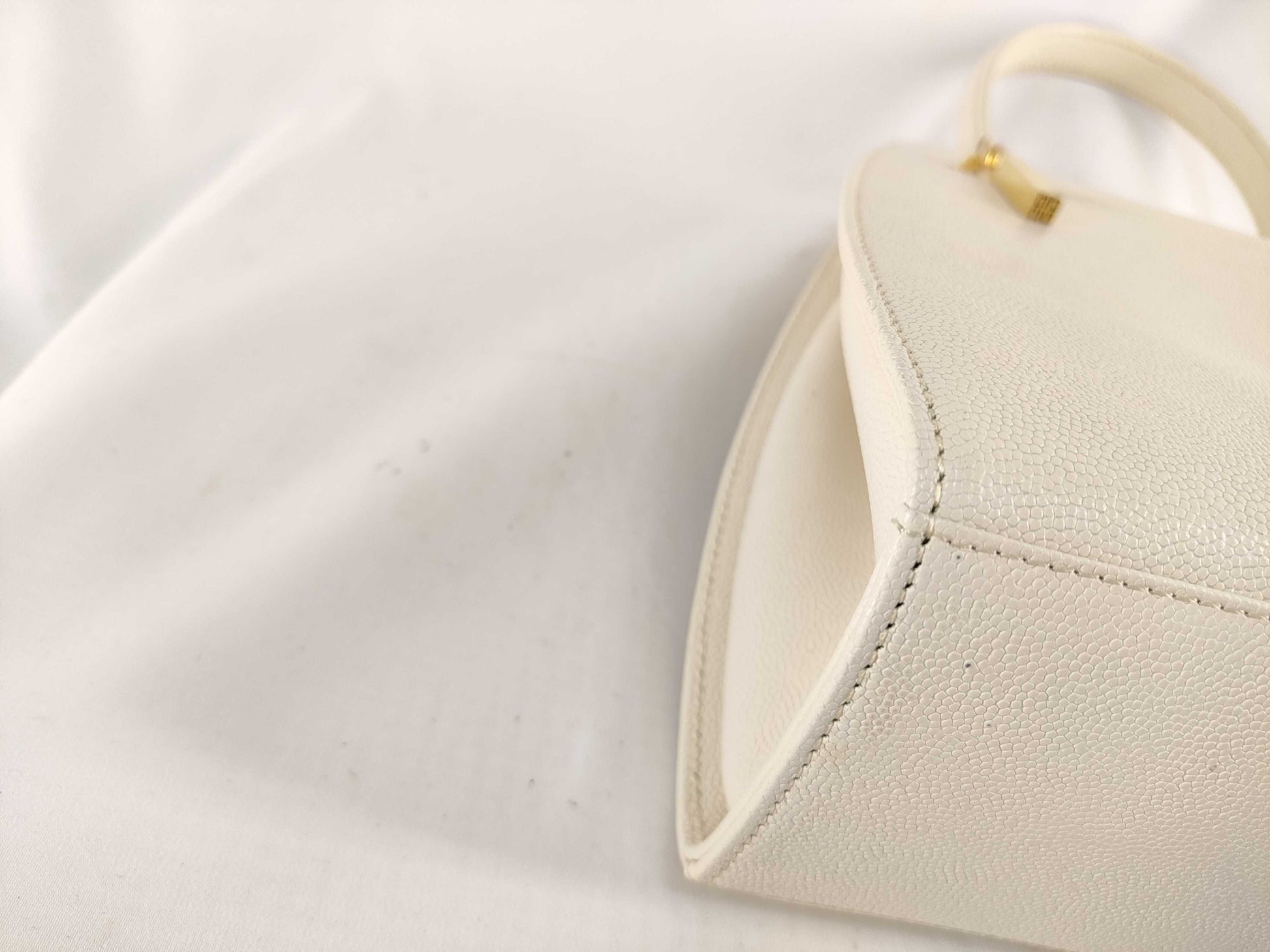 GIVENCHY Turnlock White 2-Way Shoulder Handbag
