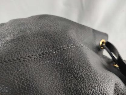 BURBERRY Drawstring Leather Shoulder Bag