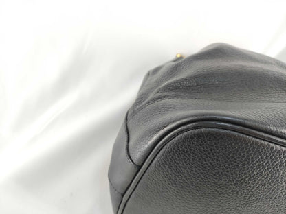 BURBERRY Drawstring Leather Shoulder Bag