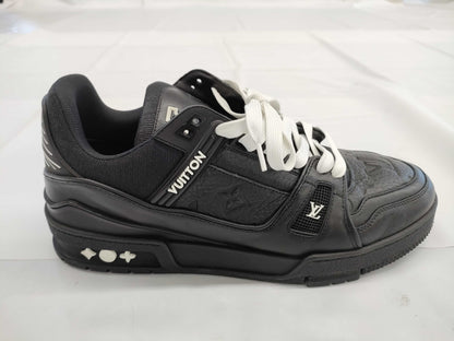LOUIS VUITTON LOUIS VUITTON Men's Sneakers 1AARF2 Trainer Line Sneakers Monogram Size 7 1/2 Sneakers