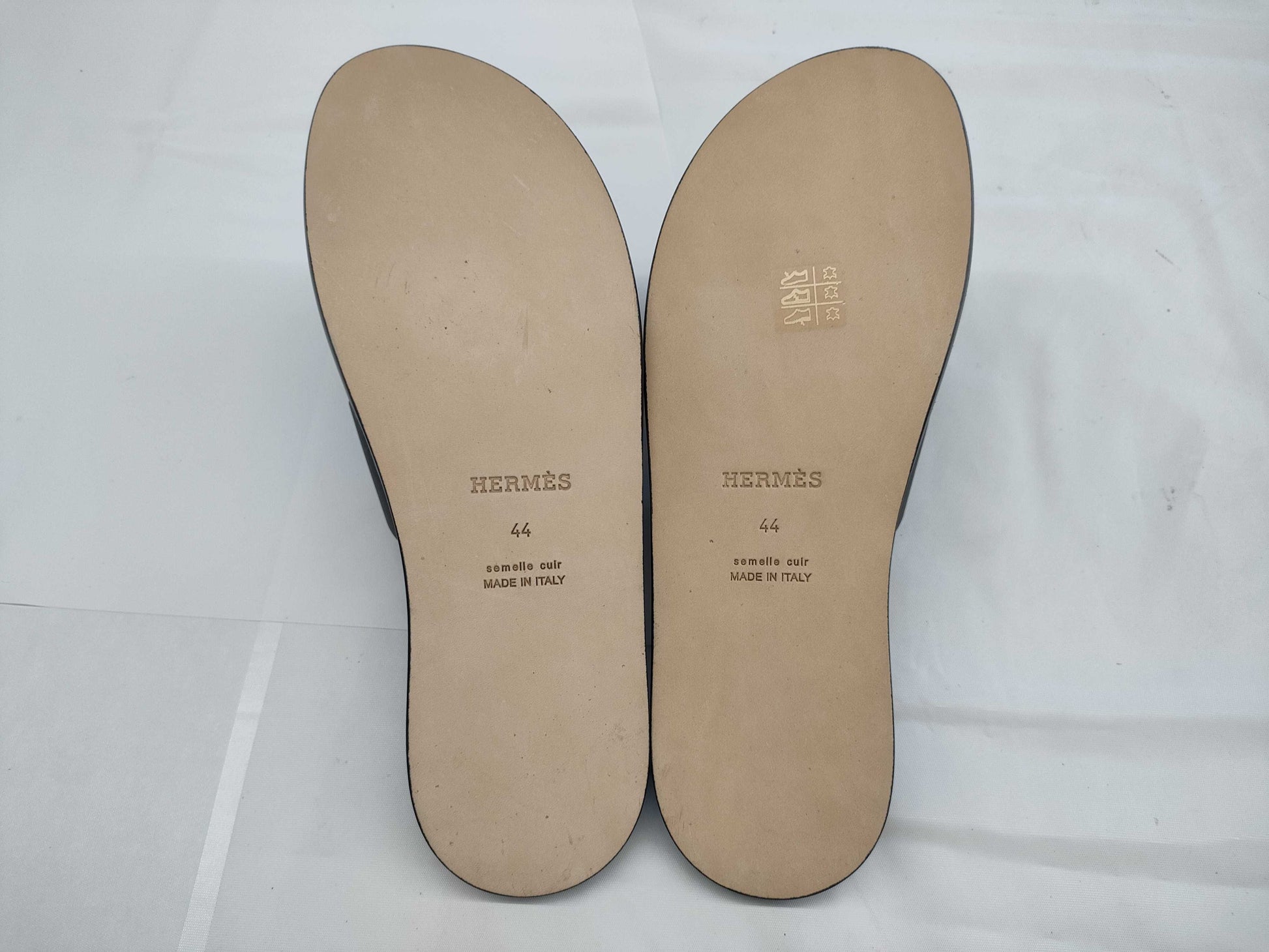 HERMES HERMES Men's Izmir Sandals, Black, Size 44, Unused